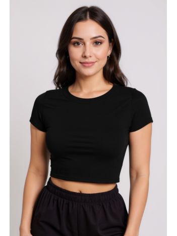 Kadın Siyah Yuvarlak Yaka Yarım Kol Crop Top Bluz – Şık, Rahat ve Kolay Kombinlenebilir