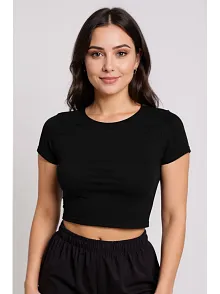 Kadın Siyah Yuvarlak Yaka Yarım Kol Crop Top Bluz – Şık, Rahat Ve Kolay Kombinlenebilir
