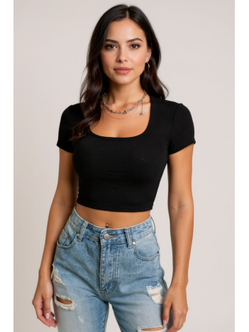 Kadın Siyah Yarım Kol Düz Yaka Crop Top Bluz – Şık, Rahat Ve Kolay Kombinlenebilir