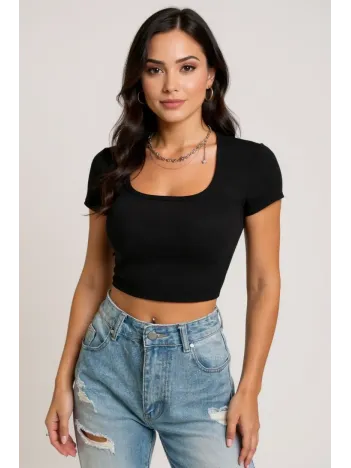 Kadın Siyah Yarım Kol Düz Yaka Crop Top Bluz – Şık, Rahat Ve Kolay Kombinlenebilir