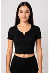Kadın Siyah Çift Fermuarlı Yarım Kol Crop Top Bluz – Şık, Rahat Ve Kolay Kombinlenebilir