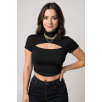 Kadın Siyah Göğüs Dekolteli Yarım Kollu Cut Out Crop Top Bluz – Şık, Rahat ve Kolay Kombinlenebilir