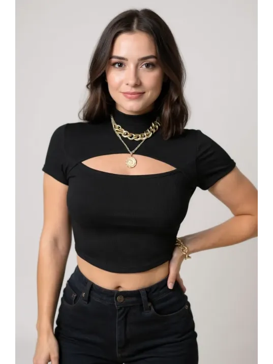 Kadın Siyah Göğüs Dekolteli Yarım Kollu Cut Out Crop Top Bluz – Şık, Rahat Ve Kolay Kombinlenebilir