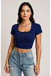 Kadın Lacivert Yarım Kol Düz Yaka Crop Top Bluz – Şık, Rahat Ve Kolay Kombinlenebilir