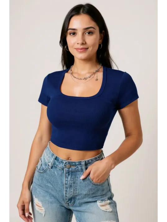 Kadın Lacivert Yarım Kol Düz Yaka Crop Top Bluz – Şık, Rahat Ve Kolay Kombinlenebilir