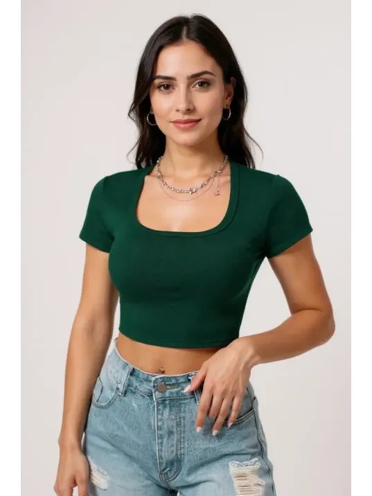 Kadın Yeşil Yarım Kol Düz Yaka Crop Top Bluz – Şık, Rahat Ve Kolay Kombinlenebilir