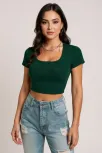 Kadın Yeşil Yarım Kol Düz Yaka Crop Top Bluz – Şık, Rahat Ve Kolay Kombinlenebilir