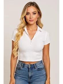 Kadın Beyaz Yarım Fermuarlı Ve Kısa Kollu Crop Top Bluz – Şık, Rahat Ve Kolay Kombinlenebilir