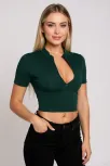 Kadın Yeşil Yarım Fermuarlı Ve Kısa Kollu Crop Top Bluz – Şık, Rahat Ve Kolay Kombinlenebilir