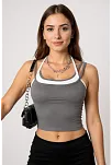 Kadın Antrasit Gri Beyaz Çift Renk Çapraz Askılı Crop Top Bluz – Şık, Rahat Ve Kolay Kombinlenebilir Kadın Antrasit Gri Beyaz Çift Renk Çapraz Askılı Crop Top Bluz – Şık, Rahat Ve Kolay Kombinlenebilir