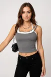 Kadın Antrasit Gri Beyaz Çift Renk Çapraz Askılı Crop Top Bluz – Şık, Rahat Ve Kolay Kombinlenebilir