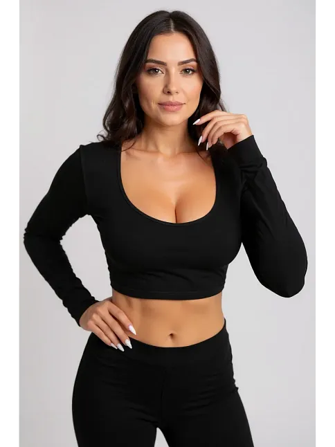 Kadın Siyah Uzun Kol Kare Yaka Crop Top Bluz – Şık, Rahat Ve Kolay Kombinlenebilir