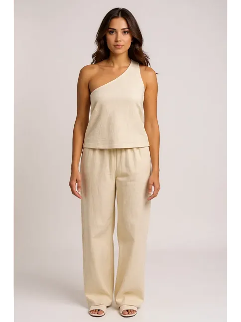 Kadın Beyaz Tek Omuzlu Şık Bluz & Geniş Paça Pantolon İkili Takım