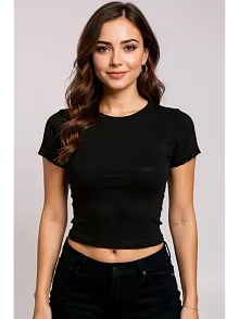 Kadın Siyah Göğsü Ve Kolları Dantelli Fiyonklu Kısa Kol Crop Top Bluz – Şık, Rahat Ve Kolay Kombinlenebilir