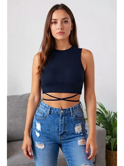 Kadın Lacivert Çapraz Bağlamalı Crop Top Büstiyer – Modern Ve Şık Tasarım