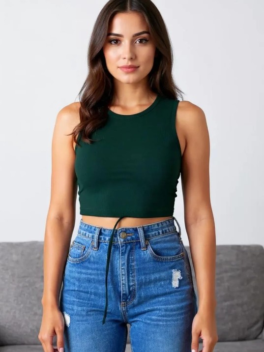Kadın Yeşil Çapraz Bağlamalı Crop Top Büstiyer – Modern ve Şık Tasarım