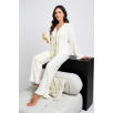 Kadın Beyaz Önden Bağlamalı Kolu Ve Paçası Fırfır Detaylı Uzun Kollu Pijama Takımı – Rahat, Şık Ve 4 Mevsim Kullanım Kadın Beyaz Önden Bağlamalı Kolu Ve Paçası Fırfır Detaylı Uzun Kollu Pijama Takımı – Rahat, Şık Ve 4 Mevsim Kullanım