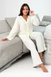Kadın Beyaz Önden Bağlamalı Kolu Ve Paçası Fırfır Detaylı Uzun Kollu Pijama Takımı – Rahat, Şık Ve 4 Mevsim Kullanım