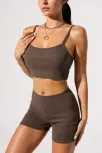 Kadın Kahverengi Şortlu Kaşkorse Gecelik Takım – Modern, Konforlu Ve Günlük Kombinlere Uygun