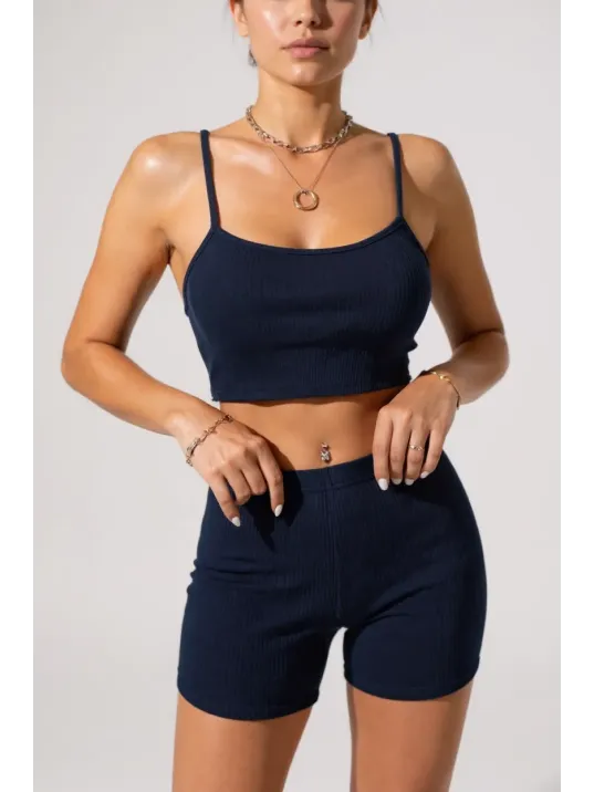 Kadın Lacivert Şortlu Kaşkorse Gecelik Takım – Modern, Konforlu Ve Günlük Kombinlere Uygun