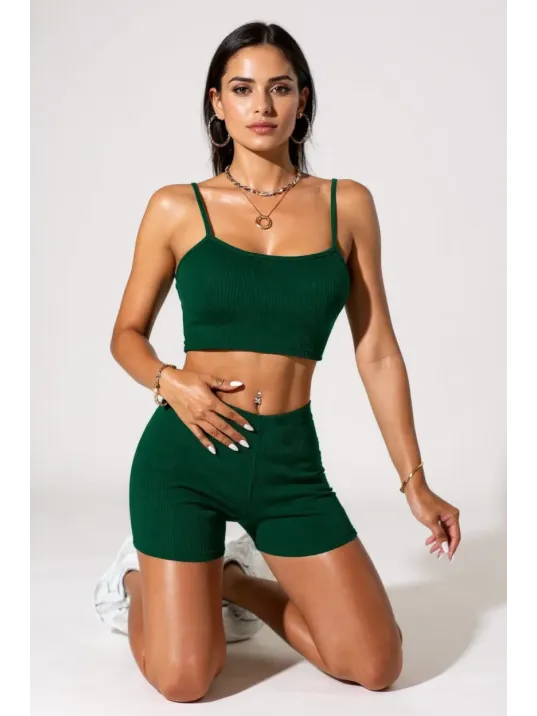 Kadın Yeşil Şortlu Kaşkorse Gecelik Takım – Modern, Konforlu Ve Günlük Kombinlere Uygun