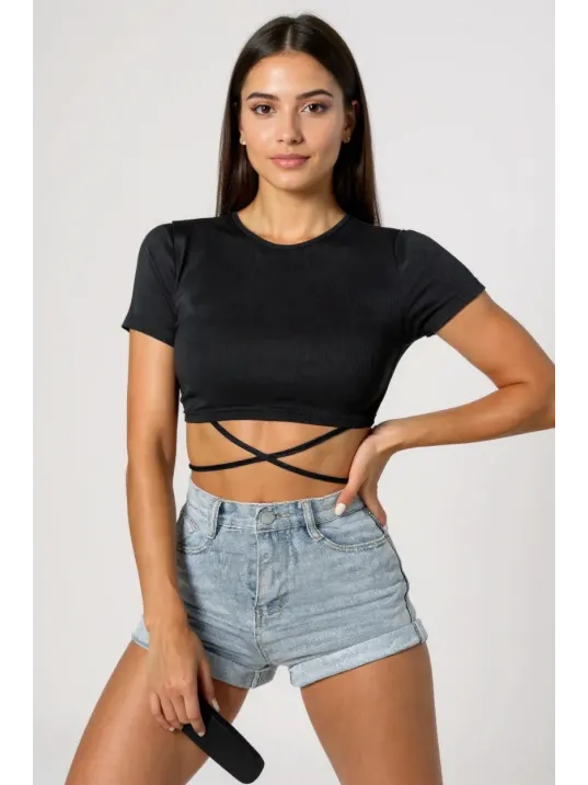Kadın Siyah Yarım Kol Çapraz Bağlamalı Crop Top Bluz – Şık, Rahat Ve Kolay Kombinlenebilir