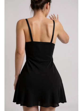 Kadın Siyah Askılı Beli Dantelli Göğsü Fiyonklu Şık Gecelik – Modern ve Şık Tasarım