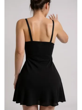 Kadın Siyah Askılı Beli Dantelli Göğsü Fiyonklu Şık Gecelik – Modern Ve Şık Tasarım