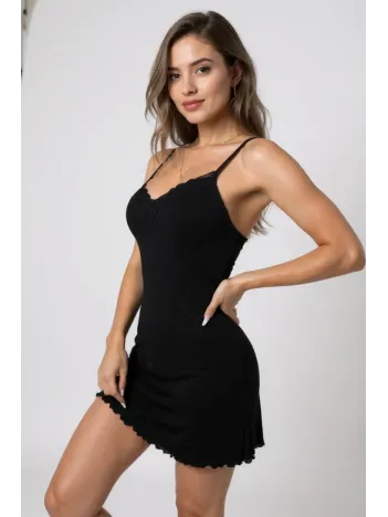 Kadın Siyah Göğüs Dantel İşlemeli Fitilli Kumaş Şık Gecelik – Modern Ve Şık Tasarım Kadın Siyah Göğüs Dantel İşlemeli Fitilli Kumaş Şık Gecelik – Modern Ve Şık Tasarım