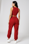 Kadın Kırmızı Kaşkorse Cepli Jogger Eşofman Altı Ve Crop Top Bluz – Şık, Rahat Ve Kolay Kombinlenebilir Kadın Kırmızı Kaşkorse Cepli Jogger Eşofman Altı Ve Crop Top Bluz – Şık, Rahat Ve Kolay Kombinlenebilir