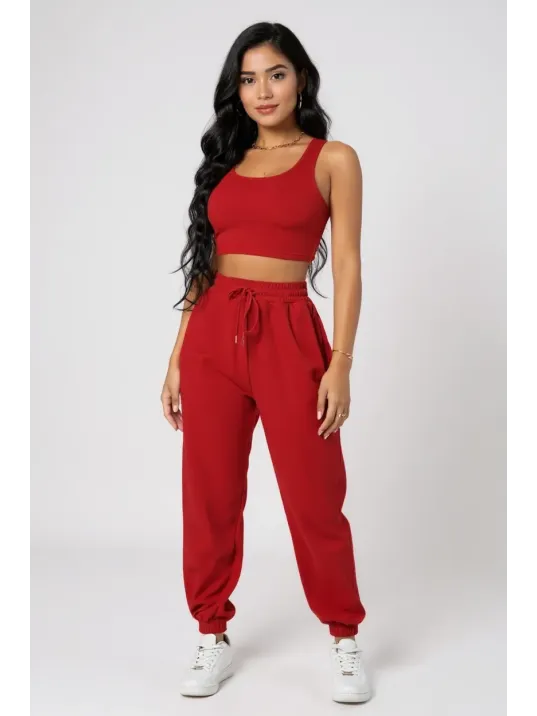 Kadın Kırmızı Kaşkorse Cepli Jogger Eşofman Altı Ve Crop Top Bluz – Şık, Rahat Ve Kolay Kombinlenebilir Kadın Kırmızı Kaşkorse Cepli Jogger Eşofman Altı Ve Crop Top Bluz – Şık, Rahat Ve Kolay Kombinlenebilir