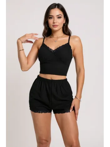 Kadın Siyah Alt Ve Üst Dantel Detaylı Fiyonklu Şortlu Gecelik Takımı – Modern, Konforlu Ve Günlük Kombinlere Uygun