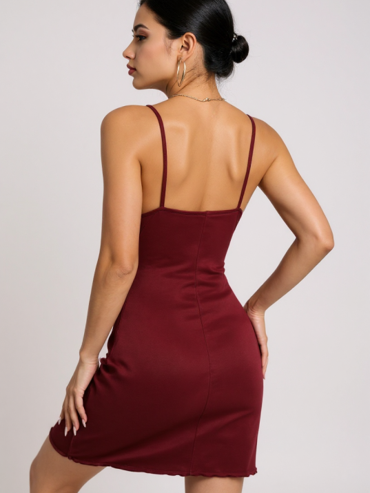 Kadın Bordo Bacak Yırtmaçlı Siyah Dantelli Ve Fiyonklu Şık Gecelik – Modern Ve Şık Tasarım