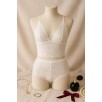 Kadın Beyaz Dantel Bralet Şort Takımı – Romantik Ve Zarif İç Giyim Kadın Beyaz Dantel Bralet Şort Takımı – Romantik Ve Zarif İç Giyim