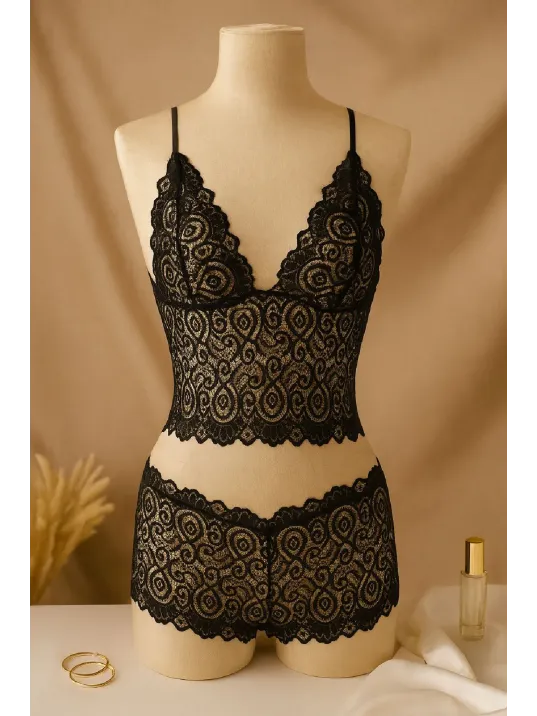 Kadın Siyah Dantel Bralet Şort Takımı – Şık, Zarif Ve Feminen İç Giyim