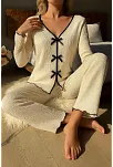 Kadın Beyaz Fiyonklu İç Çamaşırı Ve Uzun Kollu V Yaka Pijama Takımı 4'lü Set