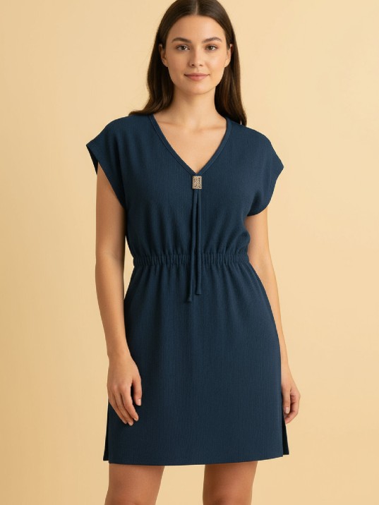 Kadın Lacivert Yanları Yırtmaçlı Tokalı V Yaka Mini Plaj Elbisesi