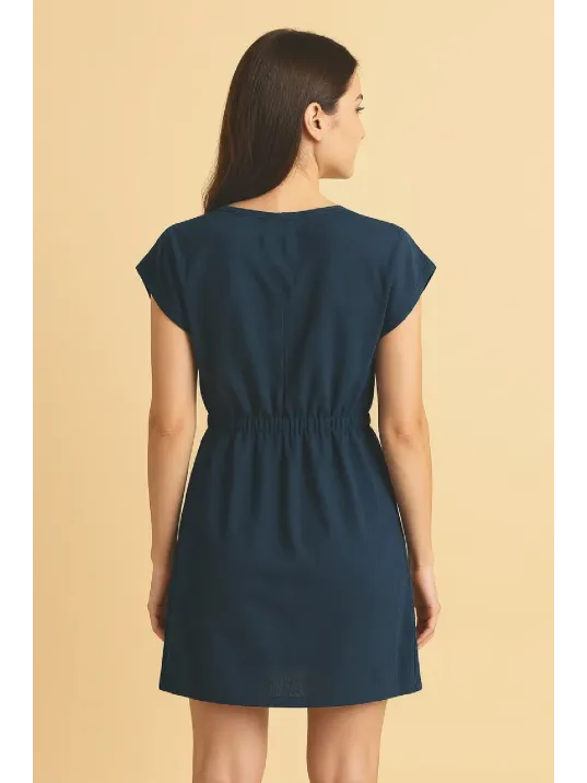 Kadın Lacivert Yanları Yırtmaçlı Tokalı V Yaka Mini Plaj Elbisesi