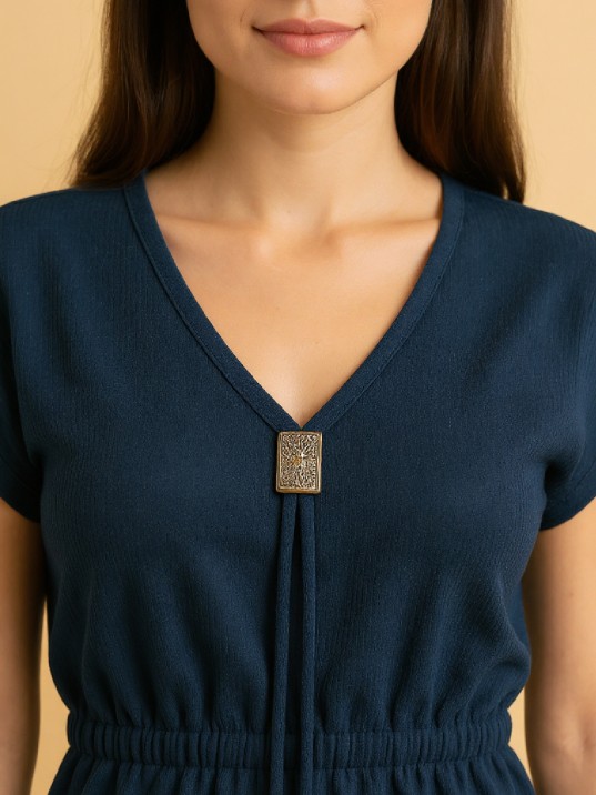 Kadın Lacivert Yanları Yırtmaçlı Tokalı V Yaka Mini Plaj Elbisesi