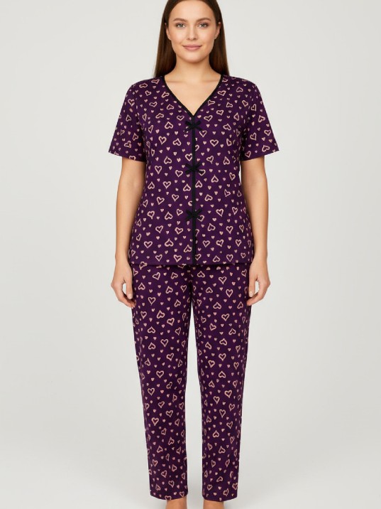 Kadın Mor Kalp Desenli Fiyonklu Kısa Kollu Uzun Pijama Takımı Kadın Mor Kalp Desenli Fiyonklu Kısa Kollu Uzun Pijama Takımı