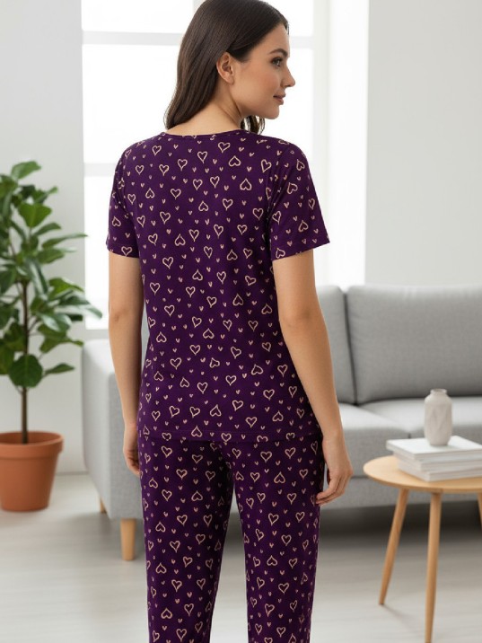 Kadın Mor Kalp Desenli Fiyonklu Kısa Kollu Uzun Pijama Takımı Kadın Mor Kalp Desenli Fiyonklu Kısa Kollu Uzun Pijama Takımı