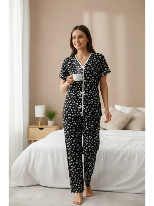 Kadın Siyah Kalp Desenli Fiyonklu Kısa Kollu Uzun Pijama Takımı