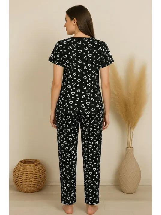 Kadın Siyah Kalp Desenli Fiyonklu Kısa Kollu Uzun Pijama Takımı