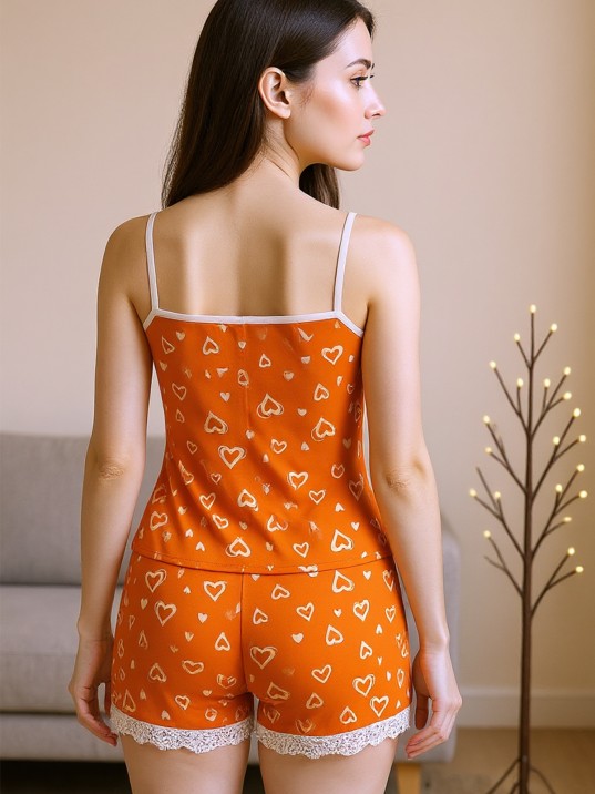Kadın Turuncu Kalp Desenli Askılı Şortlu Dantelli Pijama Takımı Kadın Turuncu Kalp Desenli Askılı Şortlu Dantelli Pijama Takımı