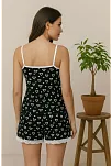 Kadın Siyah Kalp Desenli Askılı Şortlu Dantelli Pijama Takımı