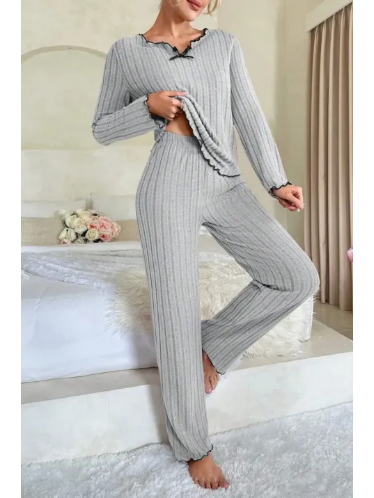 Kadın Gri Çizgili Uzun Kollu Fiyonk Detaylı Pijama Takımı Rahat Mevsimlik Kadın Gri Çizgili Uzun Kollu Fiyonk Detaylı Pijama Takımı Rahat Mevsimlik