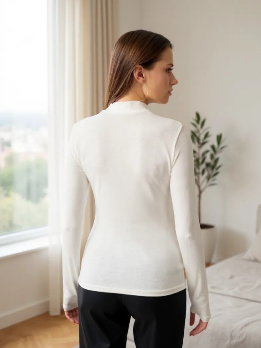 Kadın Beyaz Parmak Detaylı Esnek Uzun Kollu Body