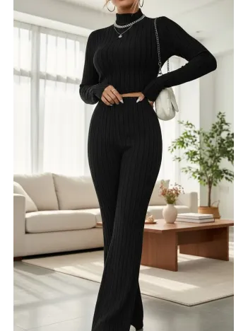 Kadın Siyah Boğazlı Crop Top Ve Yüksek Bel Eşofman Takımı Spor Şık Kombin