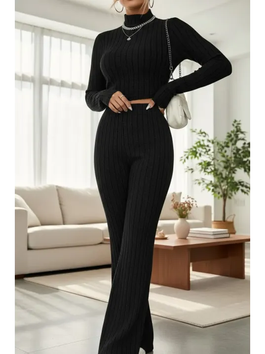 Kadın Siyah Boğazlı Crop Top Ve Yüksek Bel Eşofman Takımı Spor Şık Kombin