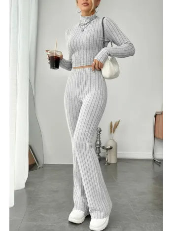 Kadın Gri Çizgili Boğazlı Crop Top Ve Yüksek Bel Pantolon Takım